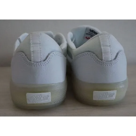 Vans 721356 Men 9.5 Women 11 White EVDNT UltimateWaffle 